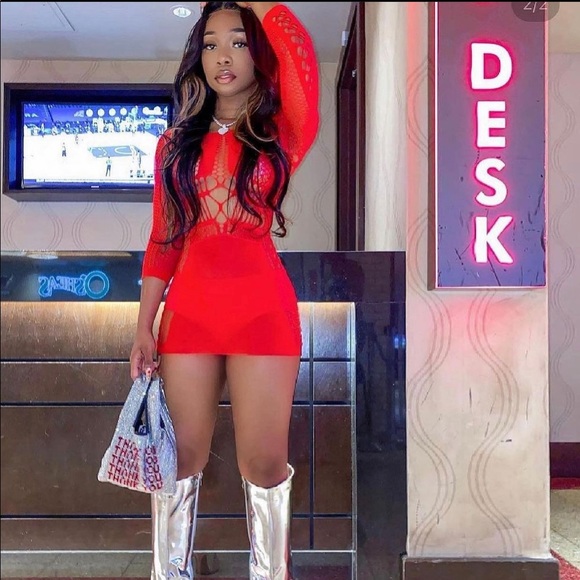 Bad Bonnie Dress - Picture 1 of 1